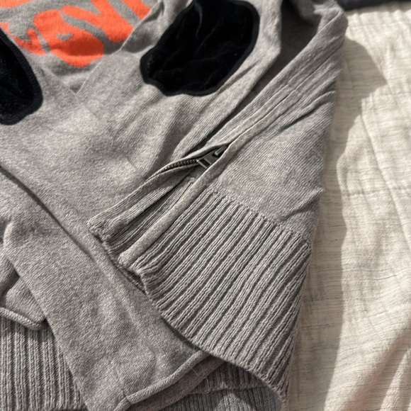 Lisa Todd sweater - Picture 4 of 9